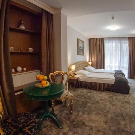 Meg-Lozenetz Hotel Sofia Eksteriør billede