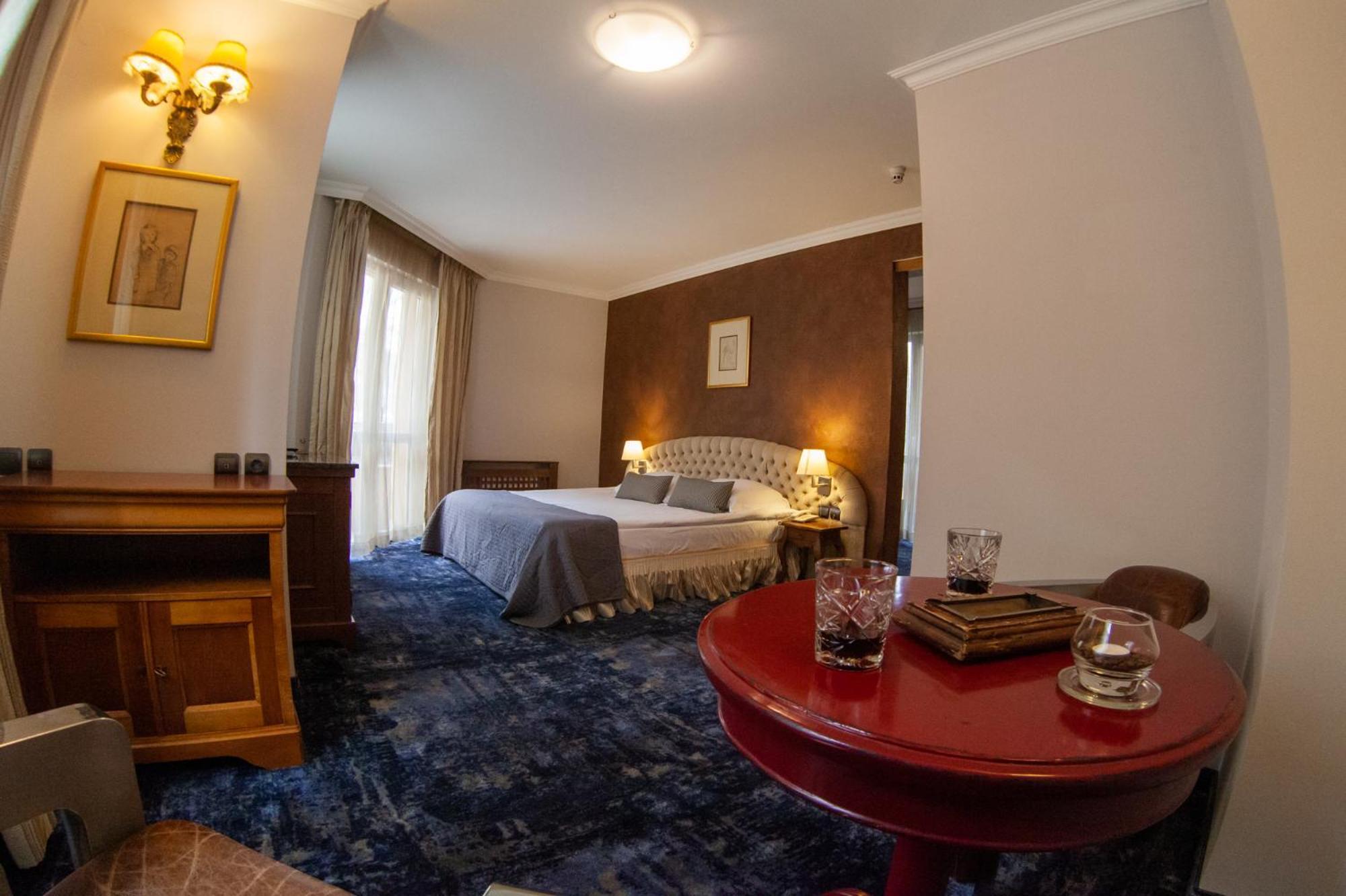 Meg-Lozenetz Hotel Sofia Eksteriør billede