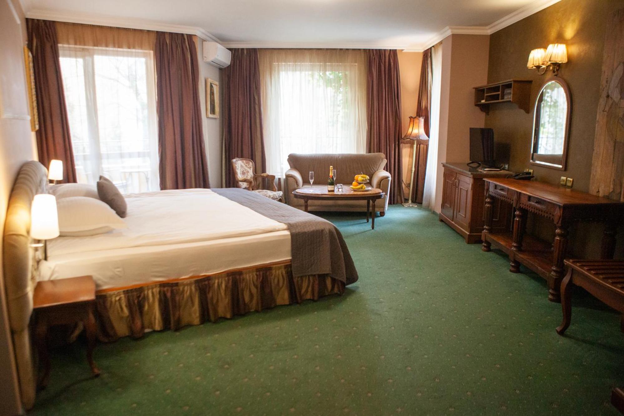 Meg-Lozenetz Hotel Sofia Eksteriør billede